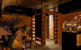 Hotel Me  5*